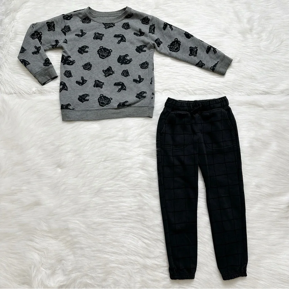 Boys Toddler Size 5T Fall/Winter Clothes LOT